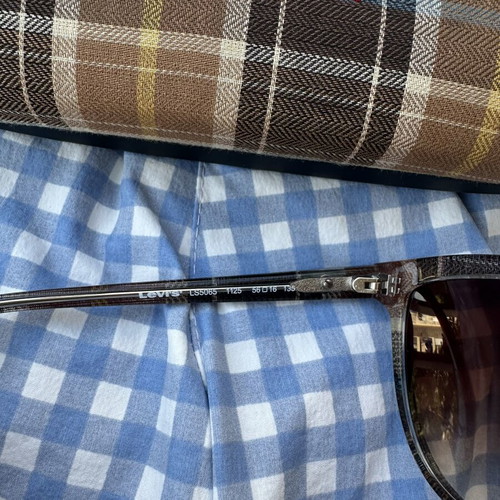 Levi's sunglasses new, brown