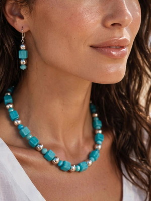 Handmade blue summer necklace and earings