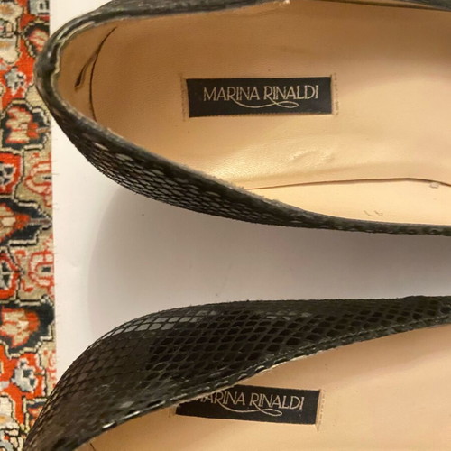 Women’s mid high heel shoes genuine leather like new, black