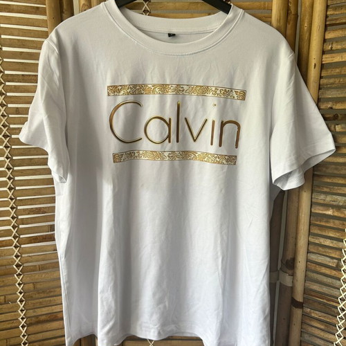Calvin white T-shirt size L with gold graphic print