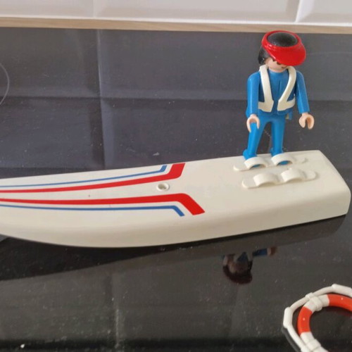 Playmobil Vintage 1974 rare collectible board like new