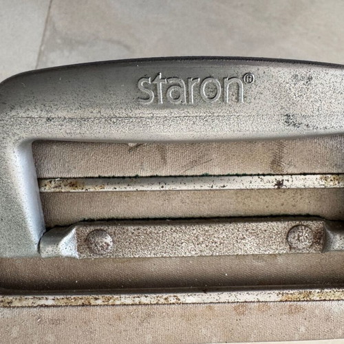 Staron Samsung suitcase with 60 samples like new