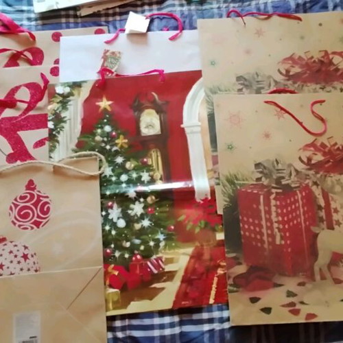 Christmas large paper gift bags like new, pack of 7