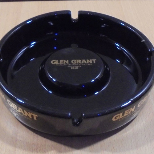 Glen Grant scotch whisky promotional ceramic ashtray 1990s new