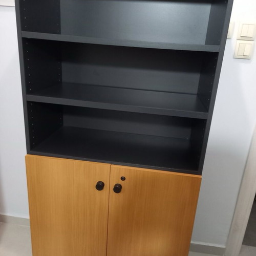 Dromeas bookcase used, dimensions 80×42×160 cm
