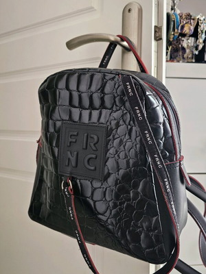 FRNC backpack bag like new, black