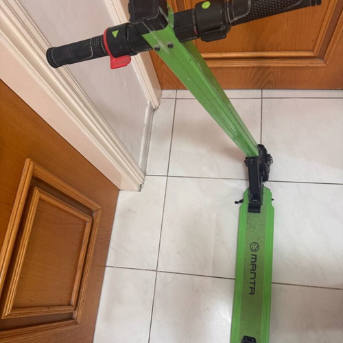 Electric scooter used with electric issue, no charger