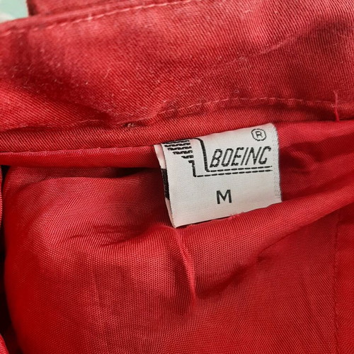 Red skirt like new with back zipper size M