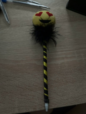Emoji pen used with refillable ink option