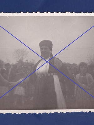 Φωτογραφία Τρίκαλα Πάσχα 1958 Μεταχειρισμένη, παραδοσιακή φορεσιά Καραγκούνες