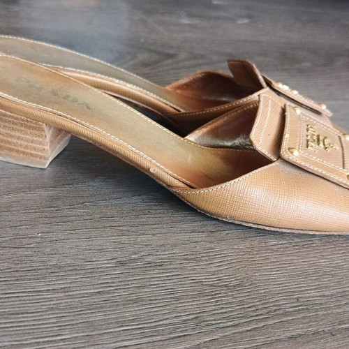 Prada vintage leather mules size 38 1/3 like new beige brown