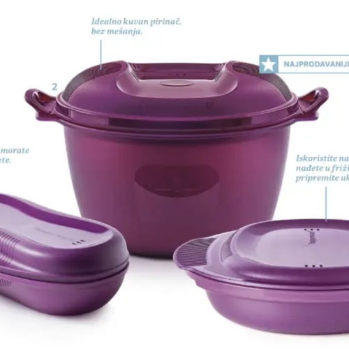 Set of 3 microwave cooking containers new