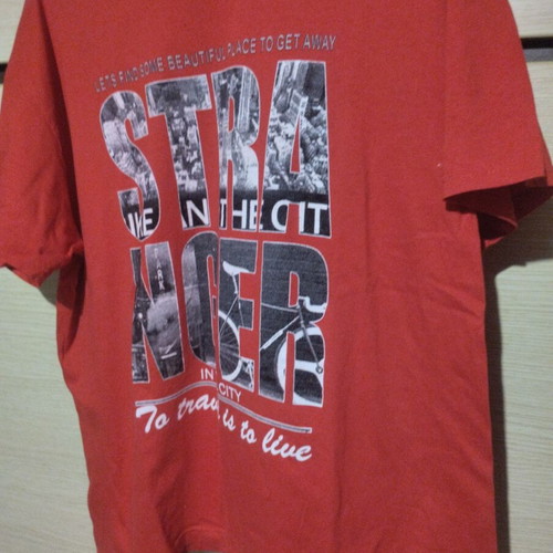 Stranger T-shirt XL red like new