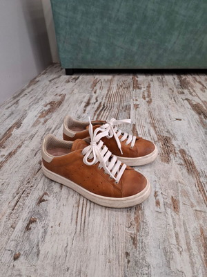 Toutounis leather sneaker Greek made like new, tan with gold