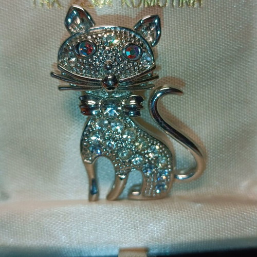 Unique cat brooch with stones