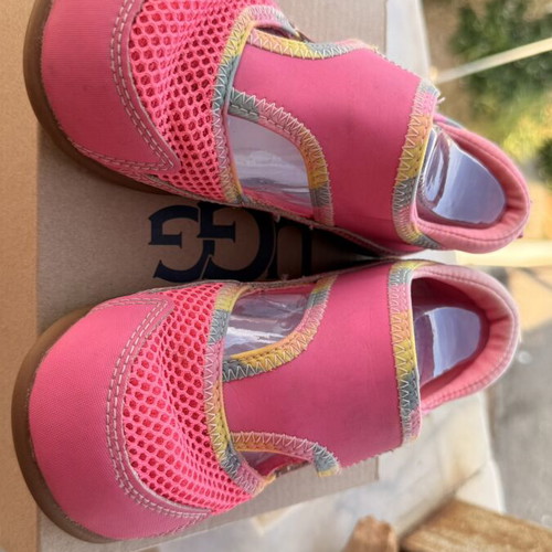 Ugg Australia girls' pink sandals size 28.5 EU UK10