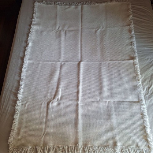 White cotton tablecloth 155x106 cm with fringed waffle weave