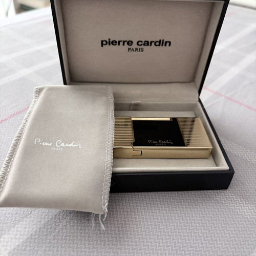 Pierre Cardin lighter black and gold 90s like new