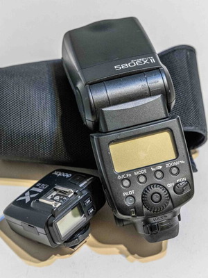 Φλας Canon 580 EX II μεταχειρισμένο με ραδιοσυγχρονιστή Godox X1RC