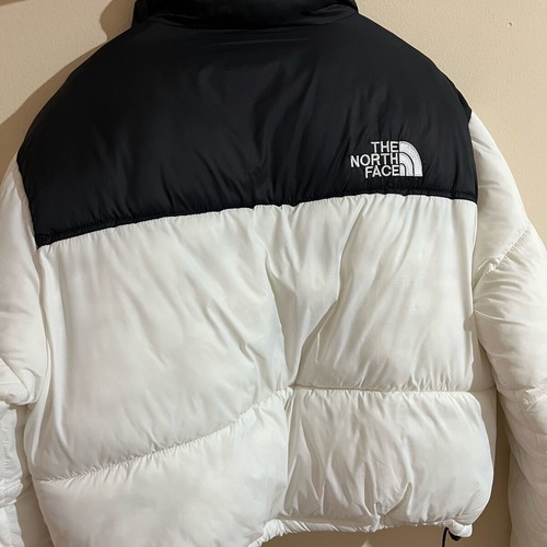 The North Face cropped puffer jacket like new, black and white, size large