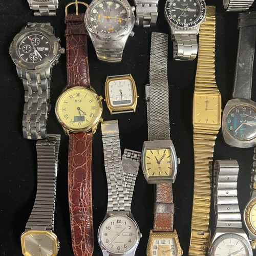 Watches used, lot of 35 needing service or repair