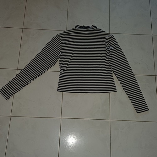 H&M striped long-sleeve shirt like new, size L, black and white
