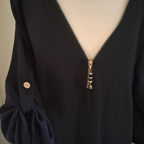 Black tunic with zipper and decorative beads used, women's one size