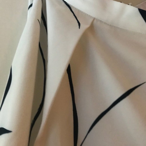 Keepsake Mini Pantskirt L Black and White 100% Polyester Like New
