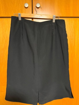 Skirt black midi evening like new, size L