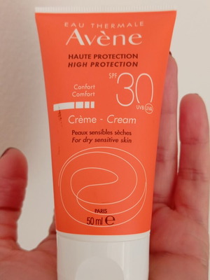 Avene αντηλιακή κρέμα προσώπου SPF 30+ καινούργιο