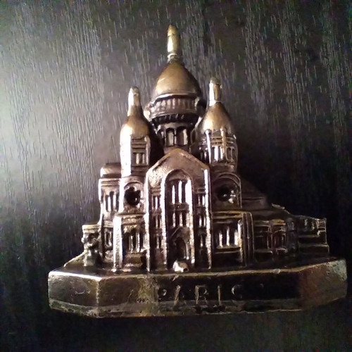 Метална миниатюра Sacre-Coeur Париж употребявана винтидж сувенир