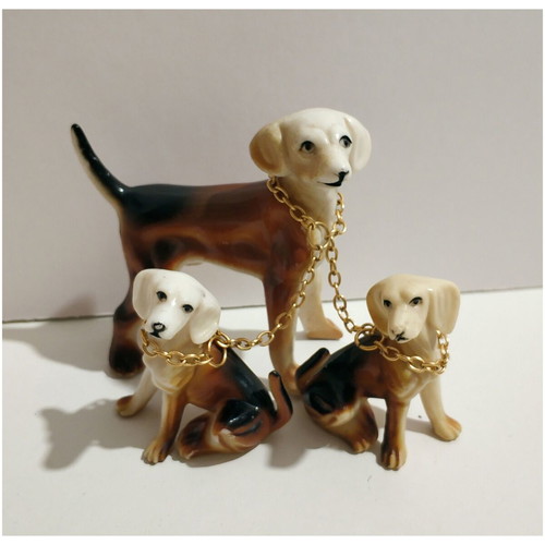 Vintage Beagle Decorative Figurine with 3 Dogs from 1970s
