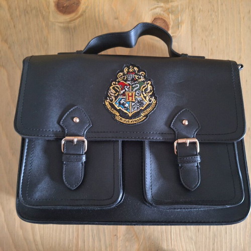 Satchel bag black with Harry Potter theme like new