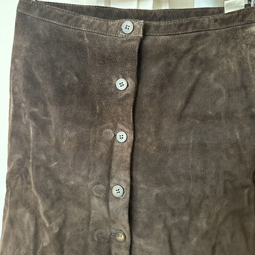 Suede skirt brown, like new, winter short fitted