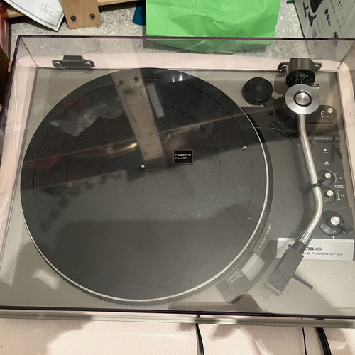 Technics SL-23 Vintage Turntable FG Servo Player like new
