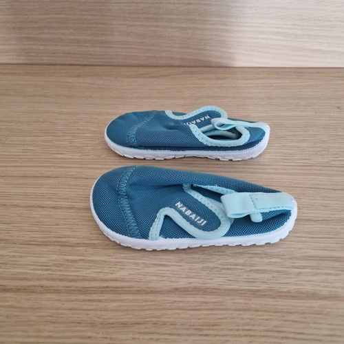 Baby beach shoes size 22-23 and waterproof silicone swimming cap with cat design
