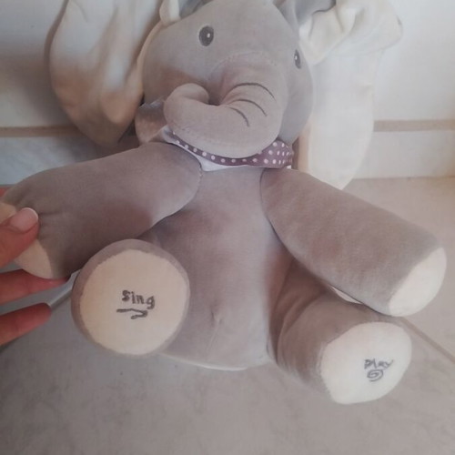 Plush elephant toy like new, mechanical and functional