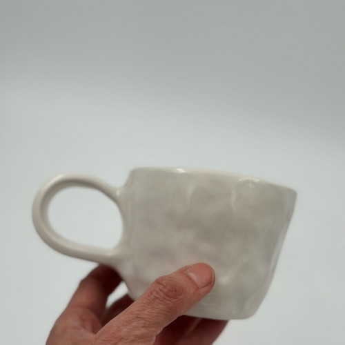 Ceramic mug Eleftheria Sifnaiou minimal new