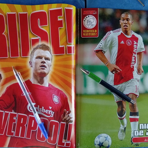 Match Football Magazine Issue 6-12/12/2006 Like New with Arsenal Posters