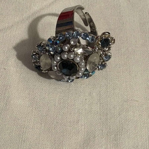 Women's adjustable ring like new, gray and blue