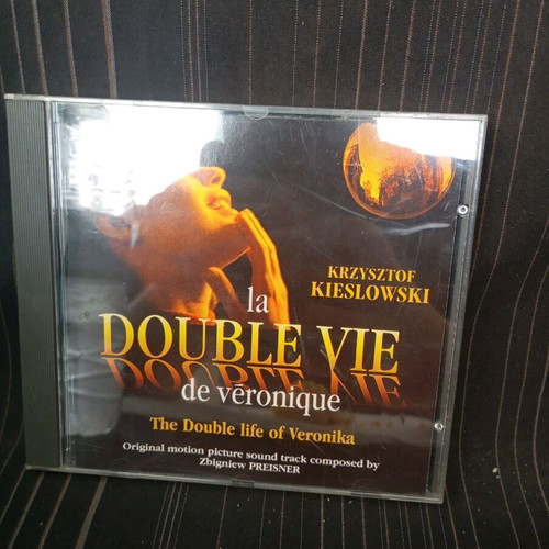 La double vie de Veronique CD used, in very good condition x4