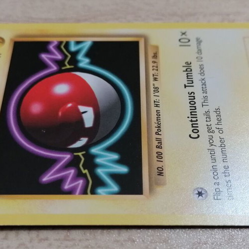Voltorb Pokémon card Evolutions 2016 near mint