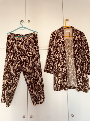 Mango summer suit like new, beige and brown, jacket and elastic waist pants