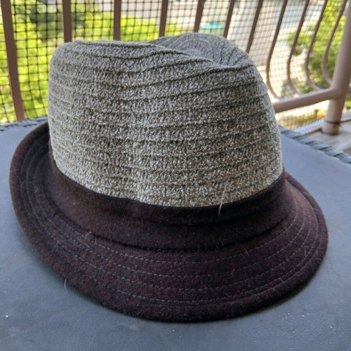 Hat used, size 57, 100% cotton, beige brown