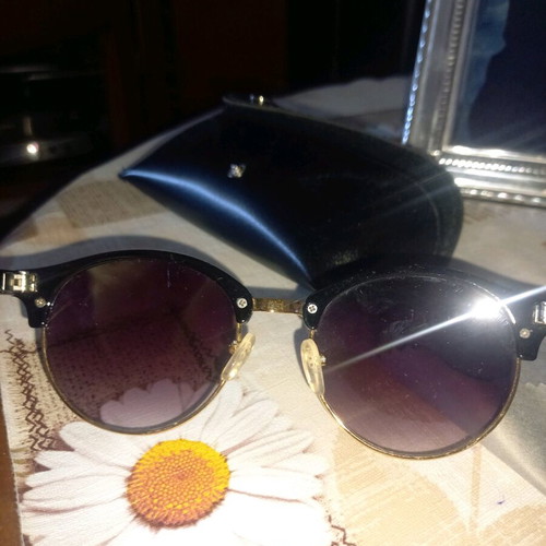 Sunglasses with purple lens like new, UV 400
