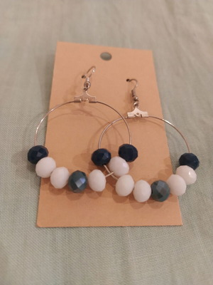Hoop earrings new with white and petrol faceted beads