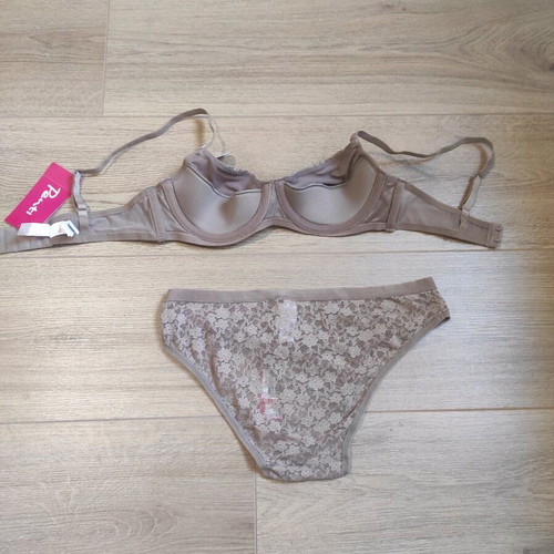 Penti lingerie set new with gift pink slip, lace