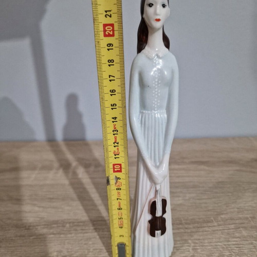 Vintage Stipo Dorohoi 1970 Porcelain Lady Figurine with Violin like new