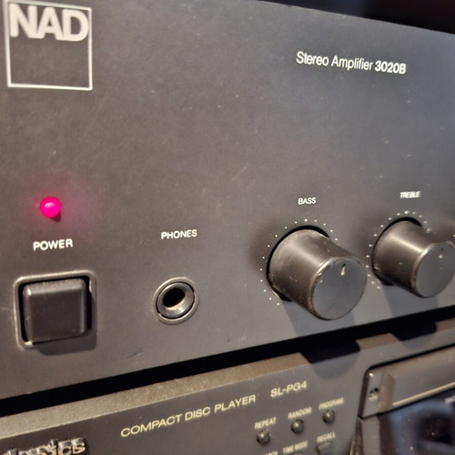 NAD 3020B integrated amplifier used, vintage audio legend