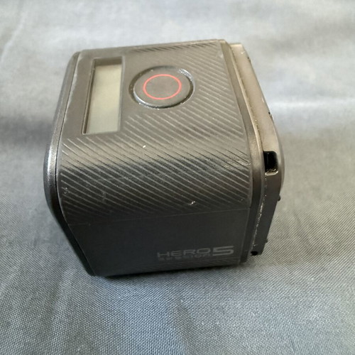 GoPro Hero 5 Session with 128 GB SD card